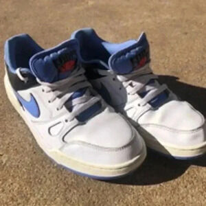 Nike full force low size 9.5 good condition